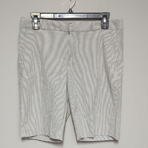 Banana Republic SeersucGray Flat Front Tailored Shorts